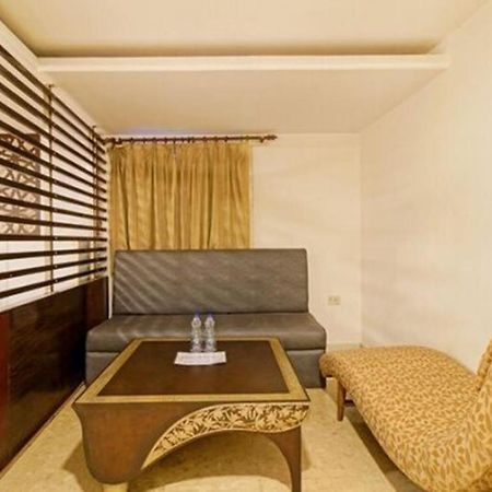 Fabhotel Oakwey Inn - Indiranagar บังกาลอร์ ภายนอก รูปภาพ