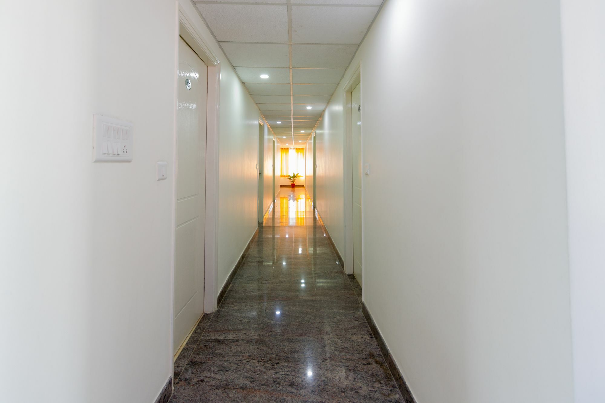 Fabhotel Oakwey Inn - Indiranagar บังกาลอร์ ภายนอก รูปภาพ