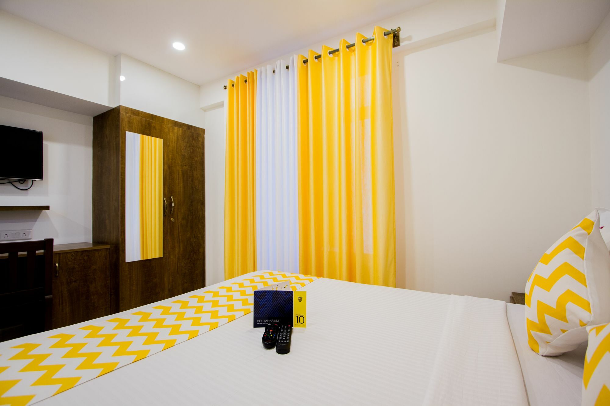 Fabhotel Oakwey Inn - Indiranagar บังกาลอร์ ภายนอก รูปภาพ