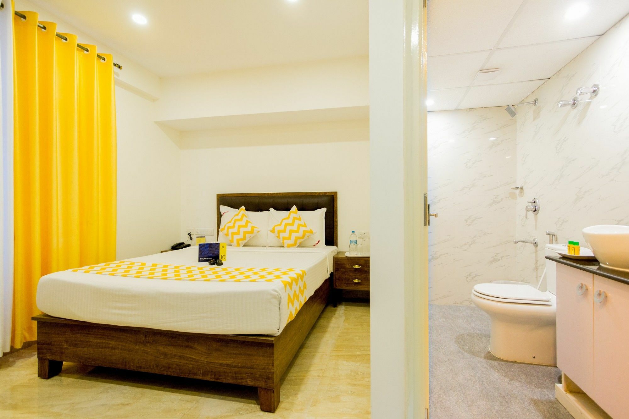 Fabhotel Oakwey Inn - Indiranagar บังกาลอร์ ภายนอก รูปภาพ